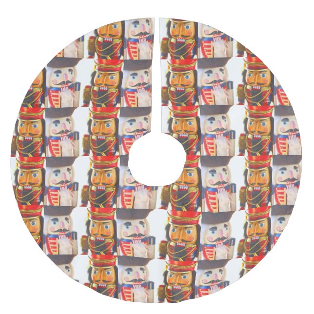 Två julnötskal julgransmatta borstad polyester (Framsidan)