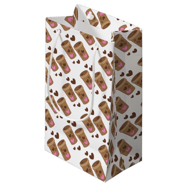 två kaffe koppar med kärlekhjärtor (Framsidan Vinklad)