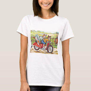 Två katter på en motorcykel t-shirt