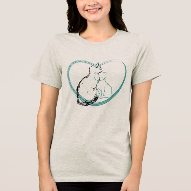 Två katter som kramas t shirt (Framsida)