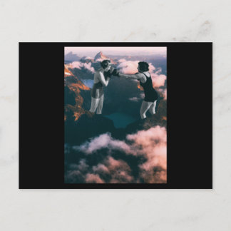 Två kvinnor spelar boxning. Samla bild. Vykort