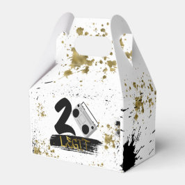 Två Legit att avsluta födelsedag Presentaskar