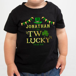 Två Lucky St. Patrick dag 2:a födelsedagen T Shirt