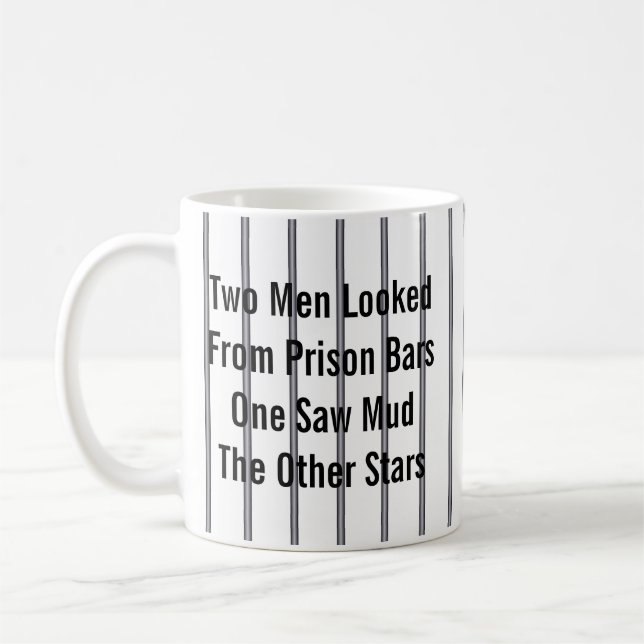 Två män tittade från fängelsegaller... kaffemugg (Vänster)