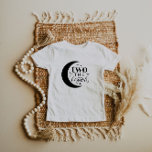 Två Måne, andra födelsedagen T Shirt<br><div class="desc">En T-shirt-skjorta "två måne",  perfekt för din lilla måne-temat för andra födelsedag!</div>