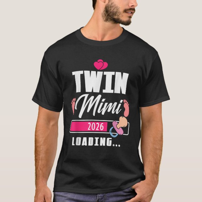Två Mimi-laddningar 2026 Lustigt Flicka Reveal Fam T Shirt (Framsida)