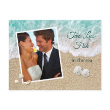 Två mindre fiskar i havet sparar fotot