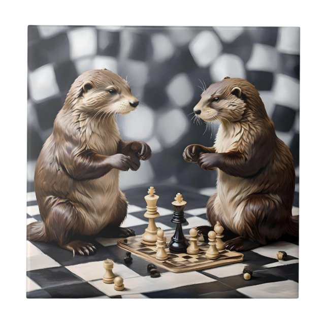 Två otters spelar schack. kakelplatta (Framsidan)