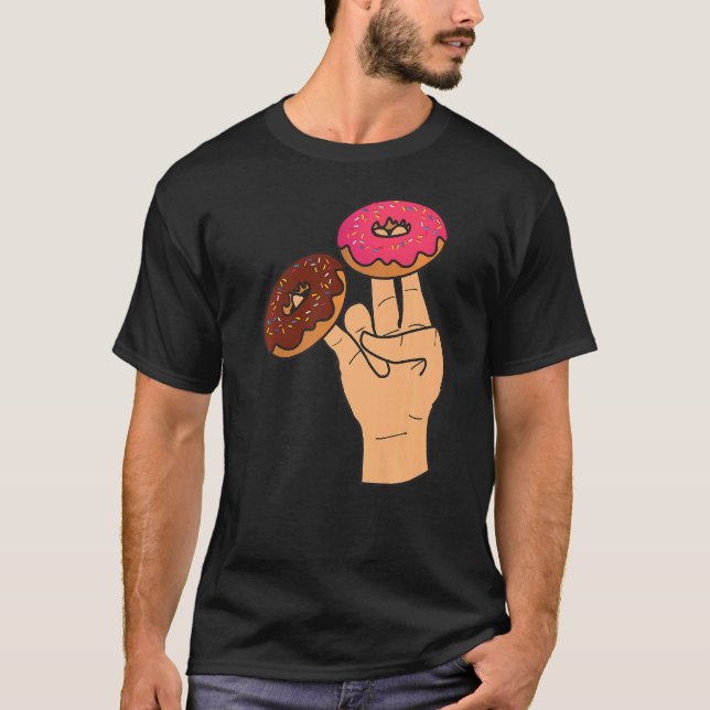 Två på Rosa ett i den rosa skokaren T Shirt (Framsida)