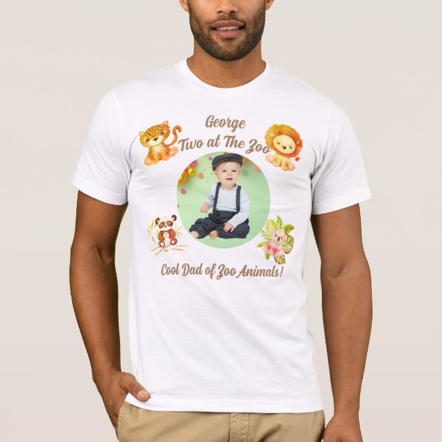Två på Zoo Safari Djur i djungeln Födelsedag Pappa T Shirt (Framsida)