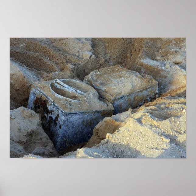 Två packade anordningar av lådtyp poster (Framsidan)