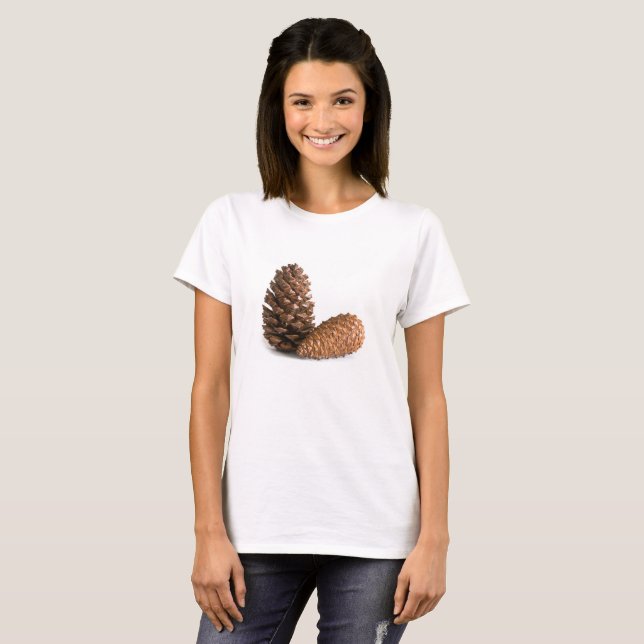 Två pinekon tee (Hel framsida)