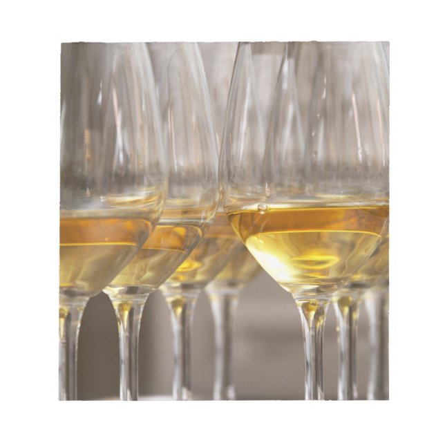 två rader med vin smakglas med lukt anteckningsblock (Framsida)