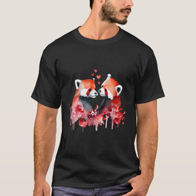 Två röda pandabinor i Kärlek: "S Red Panda" T Shirt (Framsida)