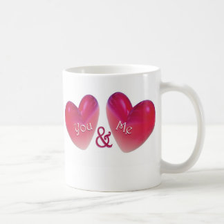 Två romantiska hjärtor kaffemugg
