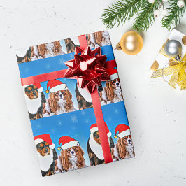 Två Santa Cavalier King Charles Spaniels Papper Presentpapper