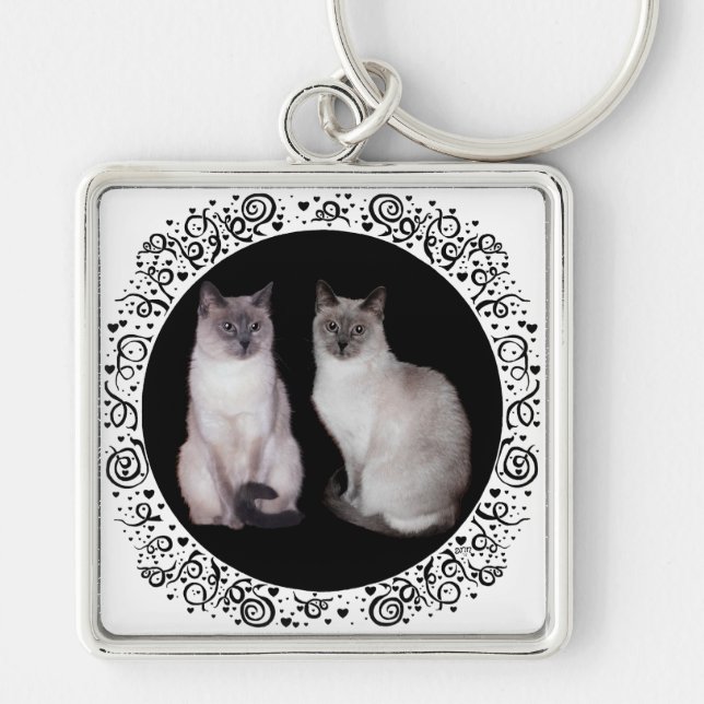Två siamesiska katter fyrkantig silverfärgad nyckelring (Framsidan)