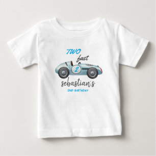 Två snabba blå tävlingsbil 2-års födelsedagsinbjud t shirt
