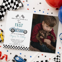 Två snabba racerbilspojke 2-års födelsedagsfest