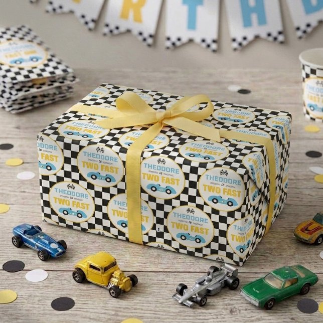 Två Snabba Racingbilar 2-års Födelsedagsfest Presentpapper (Skapare uppladdad)