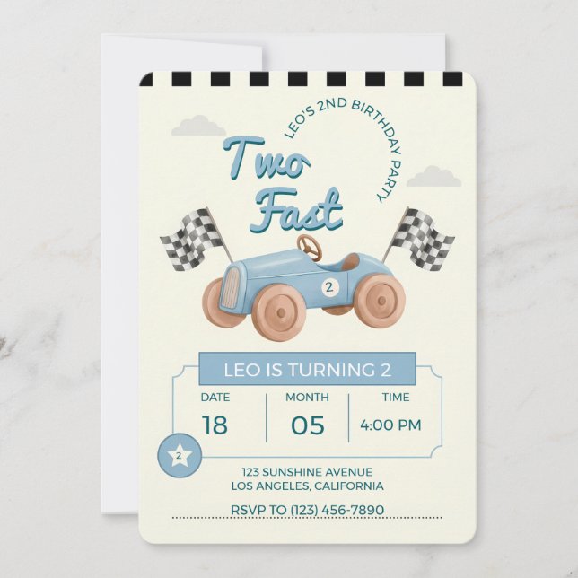 Två snabba tävlingsbilar Pojke 2-årsdag Inbjudningar (Framsida)