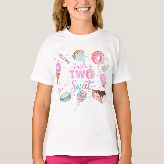 Två söta Dessert Girl Birthday T-Shirt (Framsida)