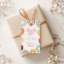 Två söta snygga donuts födelsedag presentetikett