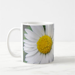 Två söta, vita daisy kaffemugg