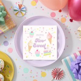 Två sötade iskräm och kummel 2:a födelsedagen pappersservett