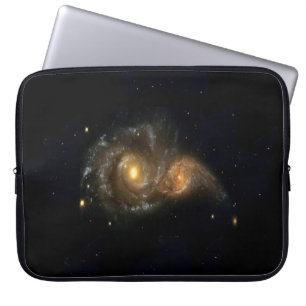 Två spiral galaxer kolliderar Neoprenesleeve 15", Laptop Fodral