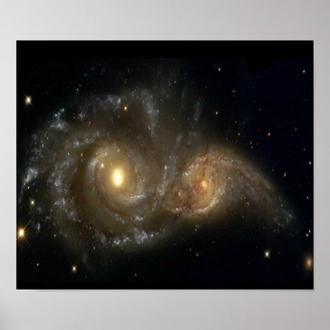 Två Spiral Galaxies Colliding Poster (Framsidan)