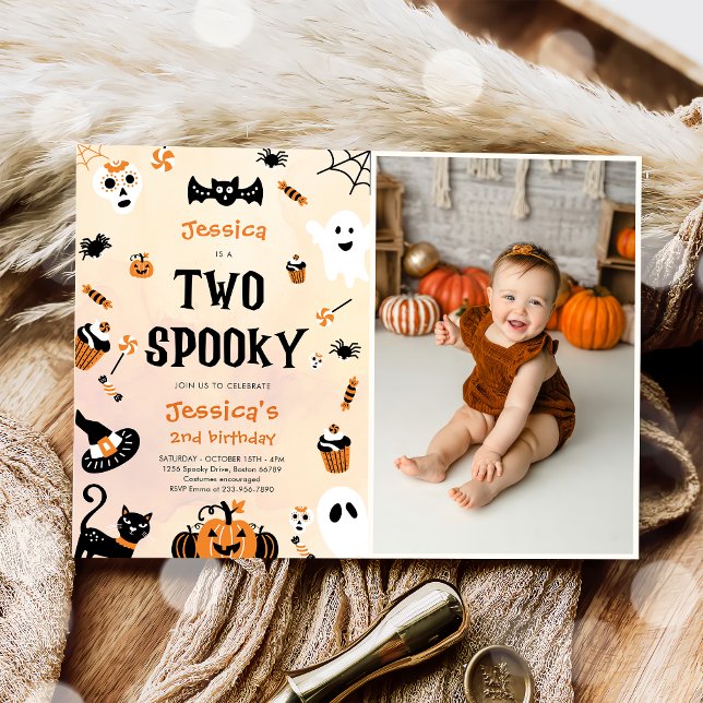 Två Spooky Halloween Cute Ghost Birthday Photo Inbjudningar (Skapare uppladdad)