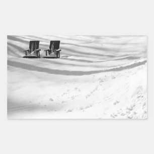 Två stolar i Snö Rektangulärt Klistermärke