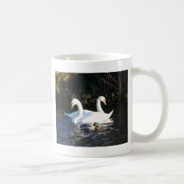 Två svanar och en anka kaffemugg