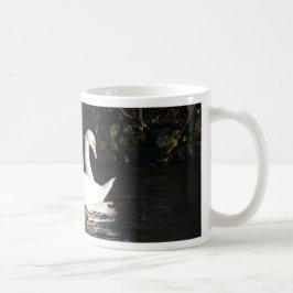 Två svanar och en anka kaffemugg