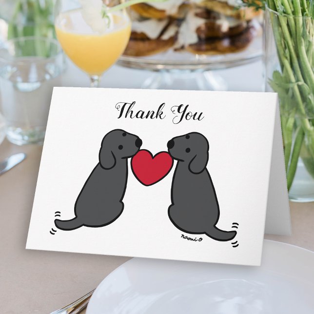 Två svarta labraktorer med hjärt-Tack Tack Kort (Two Black Labradors with Heart Thank You Card for Labrador Owners.  Cute Dog Cartoon Design.)