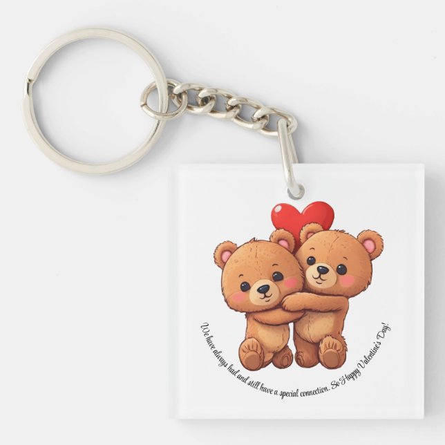 Två tecknader bär på kramning. (Framsidan)