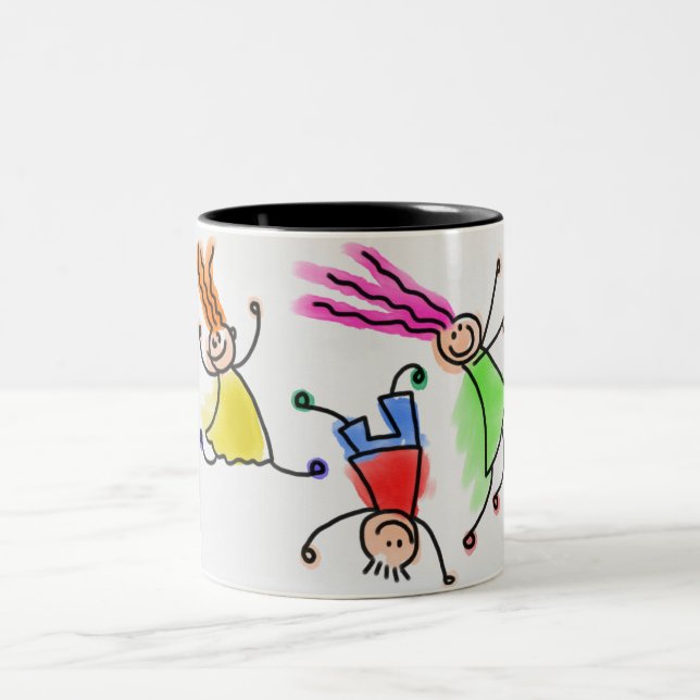 Två tonade mugg med tecknadens barndesign. (Center)