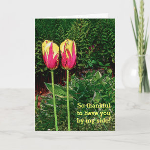 TVÅ TULIPS FÖR ROSA OCH GULT /LYCKLIG ANNIVERSARY KORT