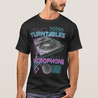 Två Turntables och mikrofonmanar T-tröja T-shirt