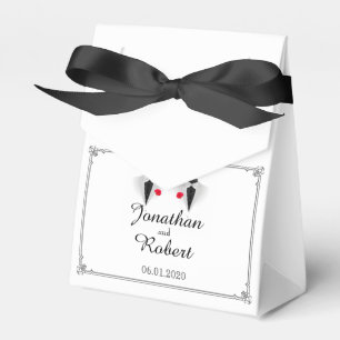 Två Tuxedos på vit gaybröllopsruta Presentaskar