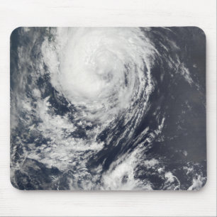 Två Typhoonsystem som att närma sig fjärran ös Musmatta