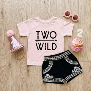 Två vilda 2-års födelsedags pojke eller flicka t shirt