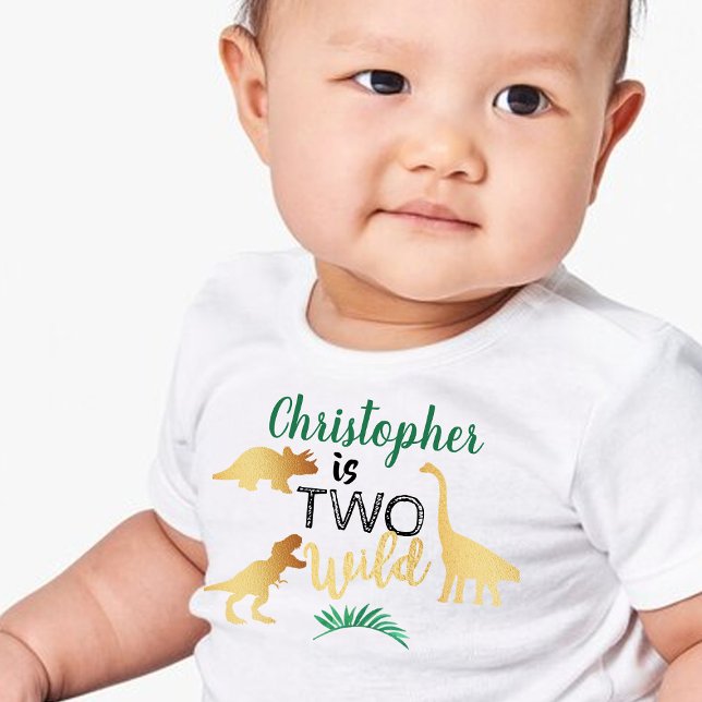 Två vilda dinosauriepogubbar 2-årsdag t shirt (Skapare uppladdad)