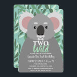 Två Vilder Cute Koala Kids andra födelsedag Inbjudningar<br><div class="desc">Gratulerar till din älskings speciella dag med denna två Vilder Cute Koala Kids andra födelsedag. Du kan anpassa detta ytterligare genom att klicka på knappen "PERSONALIZE". Matcha artiklar i vår butik för ett helt tema i party. Kontakta oss på ThePaperieGarden@gmail.com för ytterligare frågor.</div>
