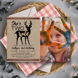 Två Vilder Girls Woodland Hjort Photo 2nd Birthday Inbjudningar