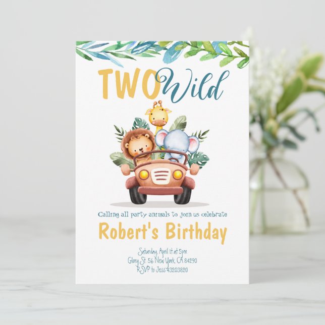 Två Vilders Boy Safari Birthday-inbjudan Inbjudningar (Stående Fram)