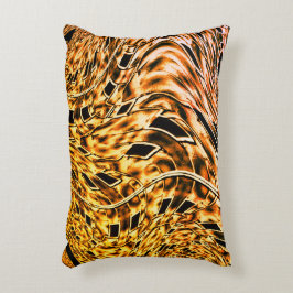 Tvajad med en ljusskugga av korall till guldfärgad prydnadskudde