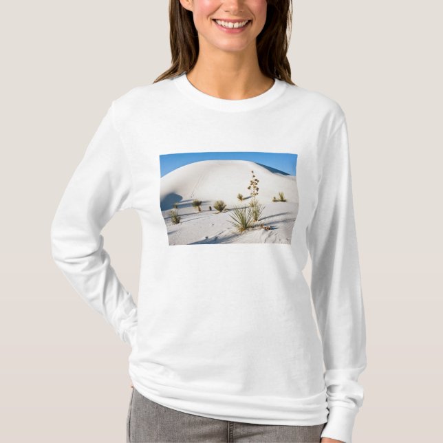 Tvärgående dyner och Soaptree Yucca Tee (Framsida)