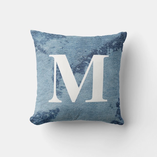 Tvättad Denimdesign #9 med monogramen Kudde (Framsida)